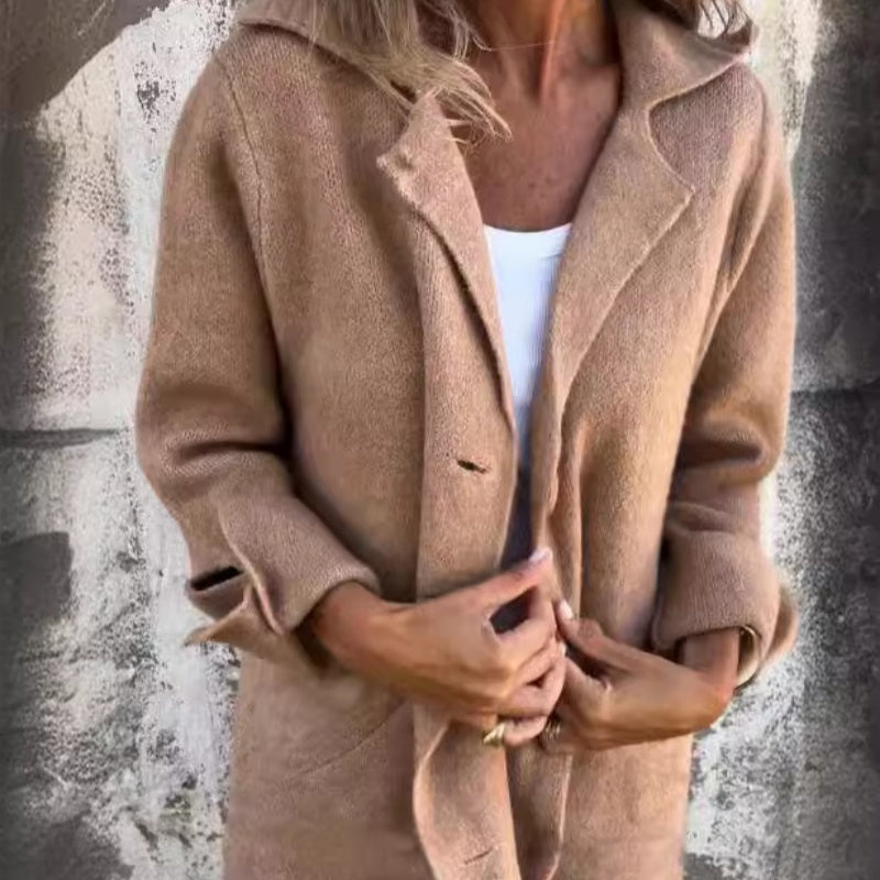 Lisa | Stylish and comfortable cardigan with buttons